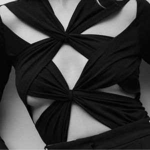 SID NEIGUM CUTOUT STRETCH JERSEY TOP, SZ XS BLACK NWT!